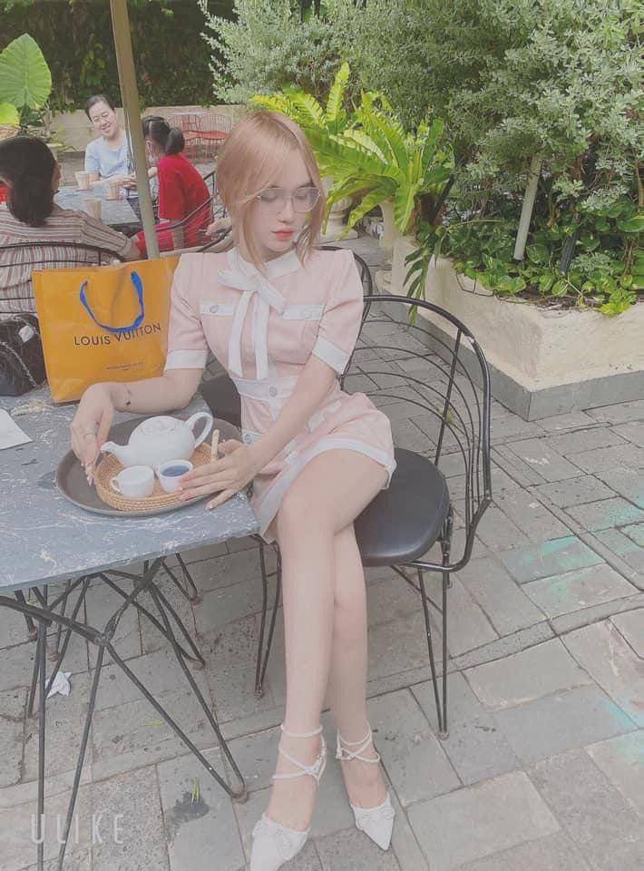 em này nhìn loly vch